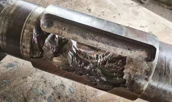 回轉窯小齒輪軸磨損修復